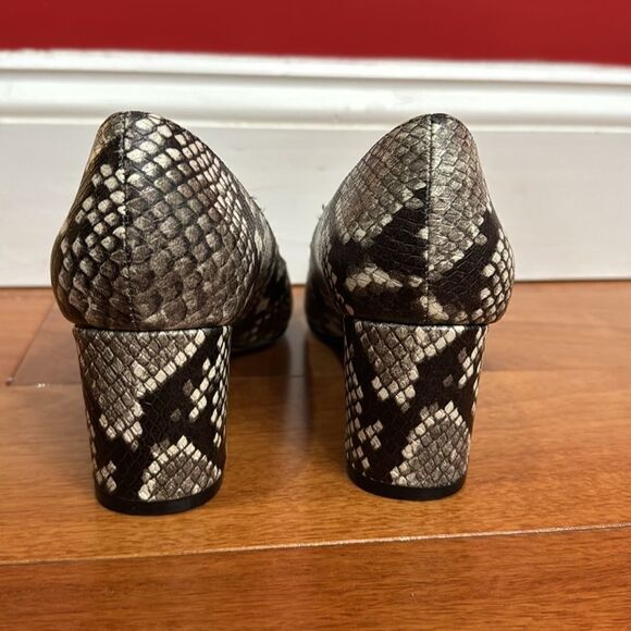 Brian Atwood Women’s Chunky Heel Snakeskin pumps Size 7.5 - Picture 6 of 11
